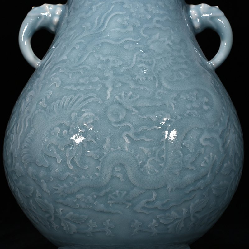 Qing Dynasty Qianlong pink celadon glaze amphora