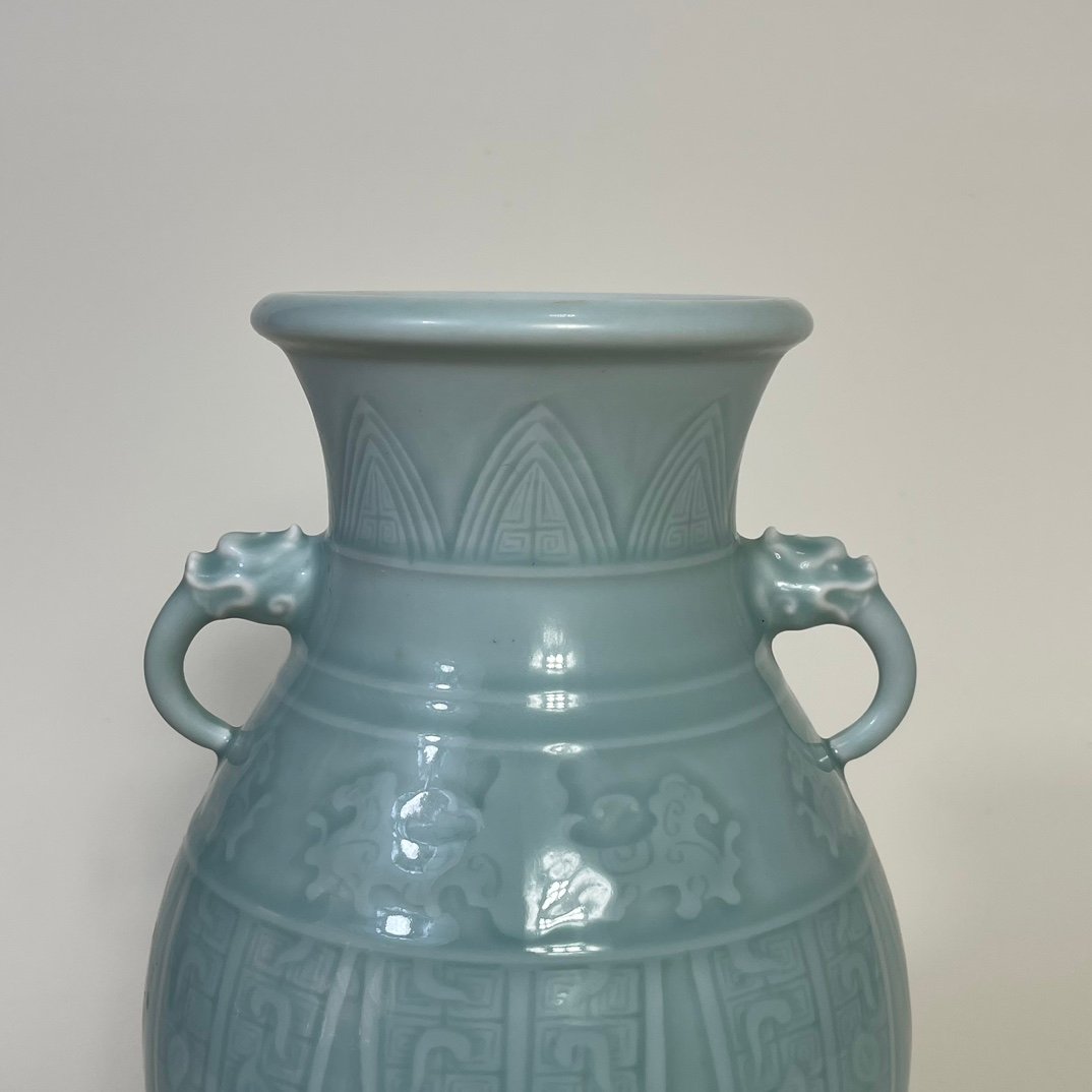Qing Dynasty Qianlong pink celadon glaze amphora