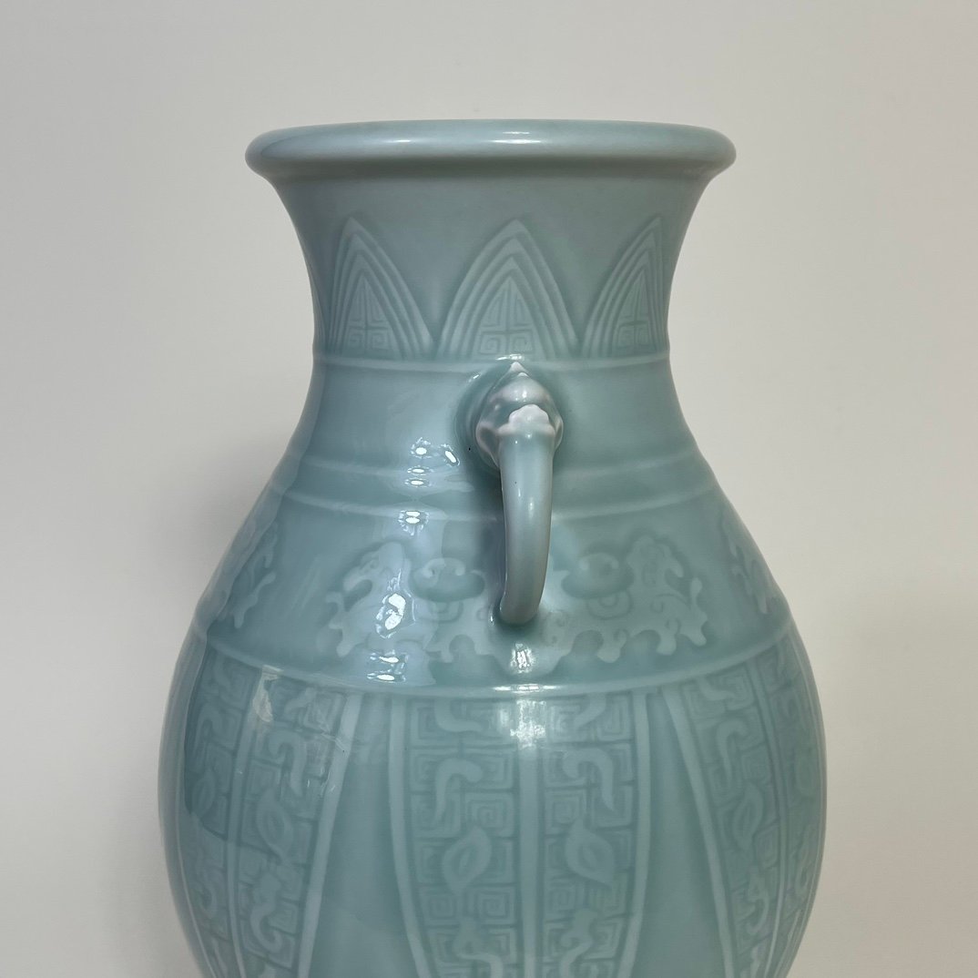 Qing Dynasty Qianlong pink celadon glaze amphora