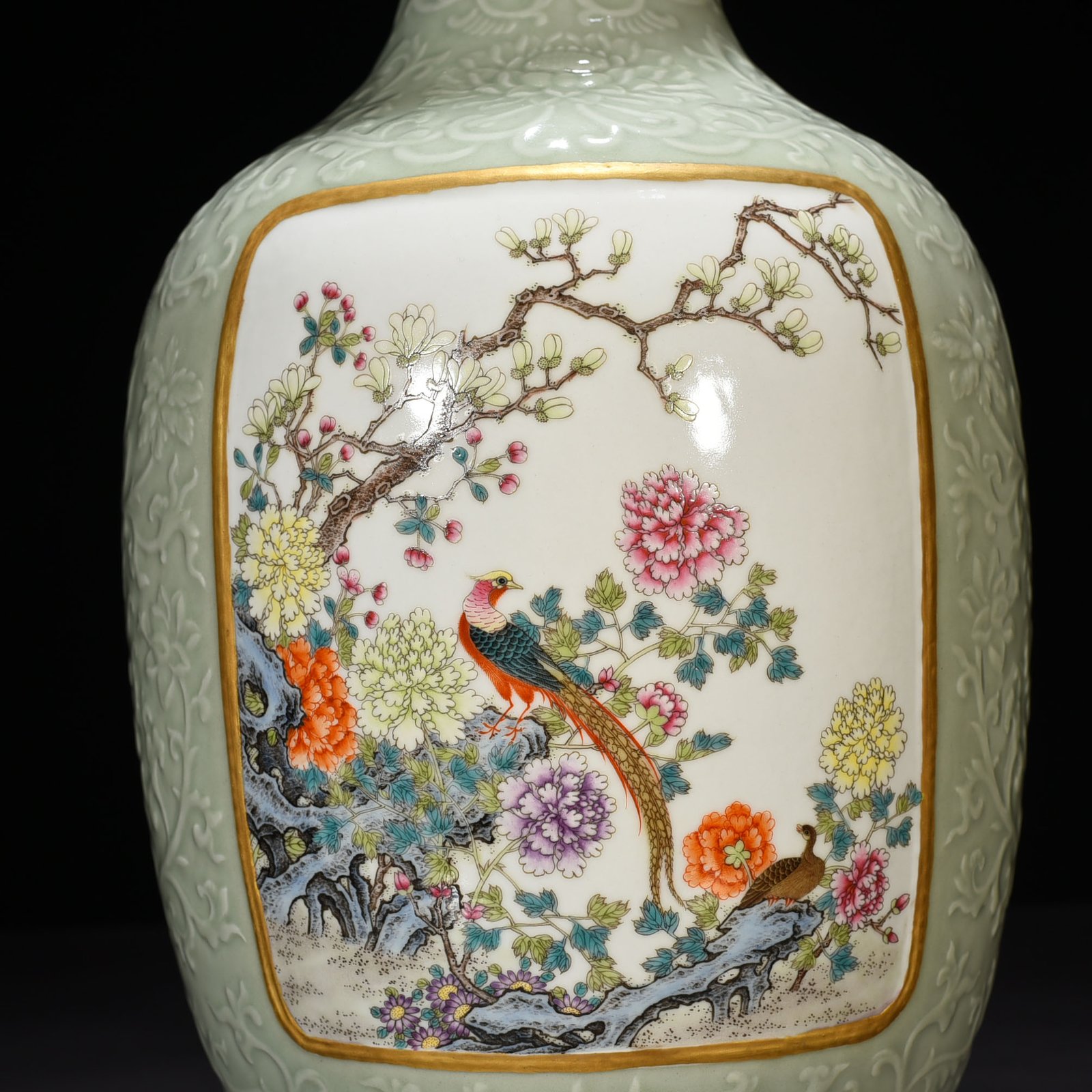 Qing Dynasty Qianlong pink celadon glaze windowed pastel flower and bird pattern amphora