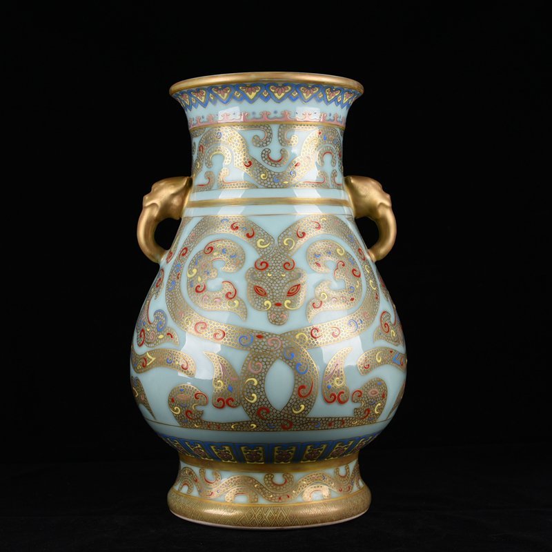 Qing Dynasty Qianlong pink celadon glaze double-eared statue