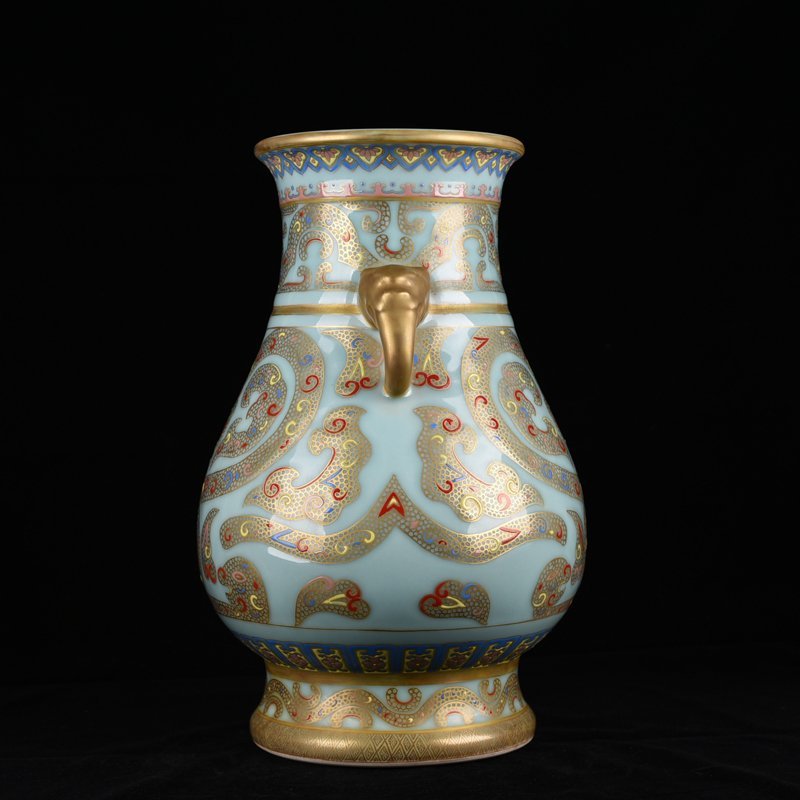 Qing Dynasty Qianlong pink celadon glaze double-eared statue