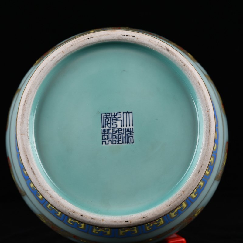 Qing Dynasty Qianlong pink celadon glaze double-eared statue