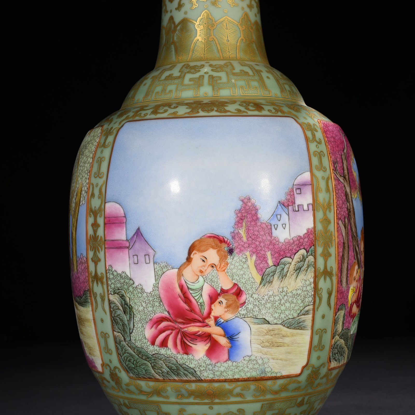 Qing Dynasty Qianlong pink celadon glaze enamel vase with gold