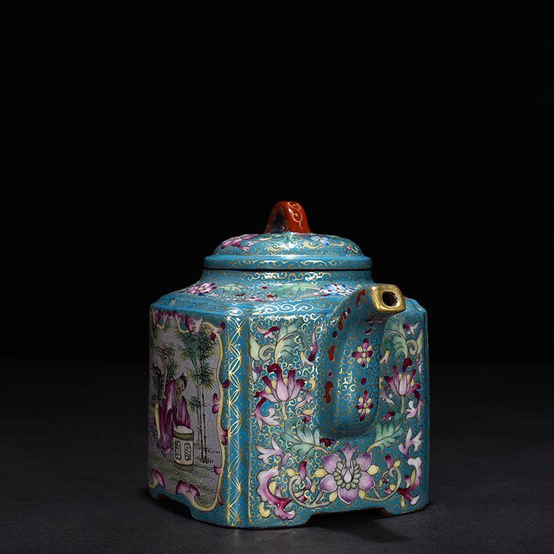 Qing Dynasty Qianlong Purple sand pastel gold-painted square pot