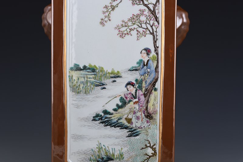 Qing Dynasty Qianlong purple gold glaze consecrated pastel figure cong style vase