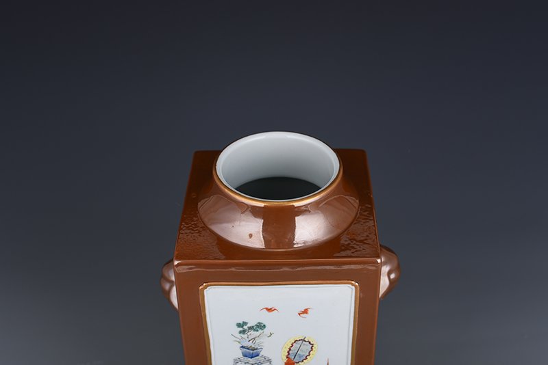 Qing Dynasty Qianlong purple gold glaze consecrated pastel figure cong style vase