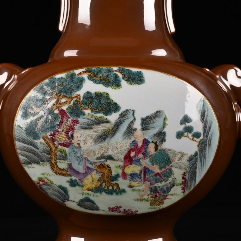 Qing Dynasty Qianlong purple gold glaze consecrated pastel flat bottle