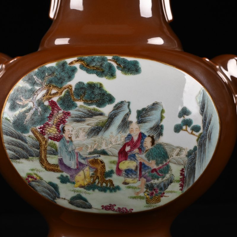 Qing Dynasty Qianlong purple gold glaze consecrated pastel flat bottle