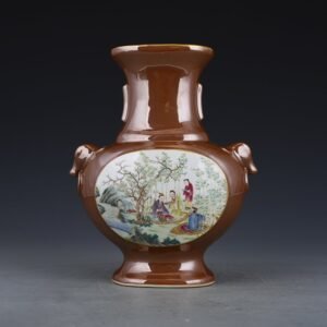 Qing Dynasty Qianlong purple gold glaze consecrated pastel figure pattern flat bottle