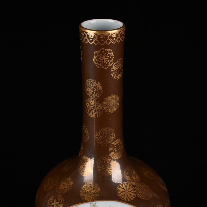 Qing Dynasty Qianlong purple gold glaze with gold leather ball pattern consecrated pastel character bile bottle