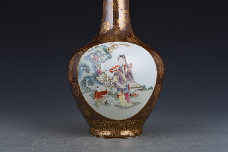 Qing Dynasty Qianlong Purple Gold Glazed Gold Ball Pattern Consecrated Pastel Character Bile Vase