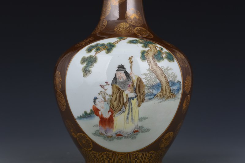 Qing Dynasty Qianlong Purple Gold Glazed Gold Ball Pattern Consecrated Pastel Character Bile Vase