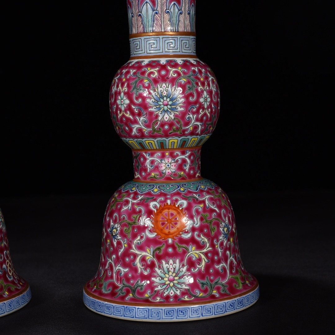 Qing Dynasty Qianlong red ground pastel lotus eight-treasure flower goblet