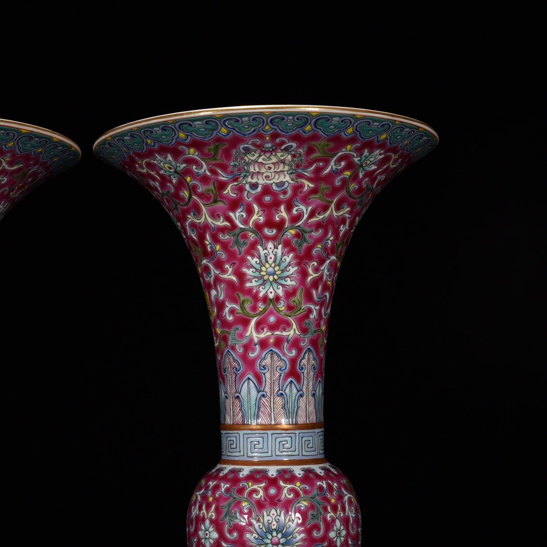 Qing Dynasty Qianlong red ground pastel lotus eight-treasure flower goblet