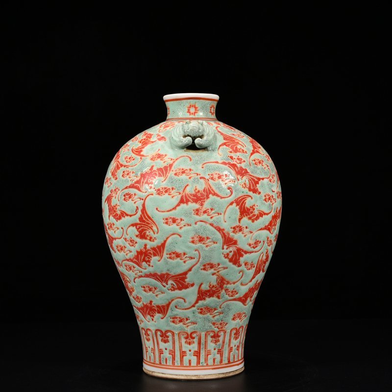 Qing Dynasty Qianlong Greenland Hongfu Qitian Plum Vase