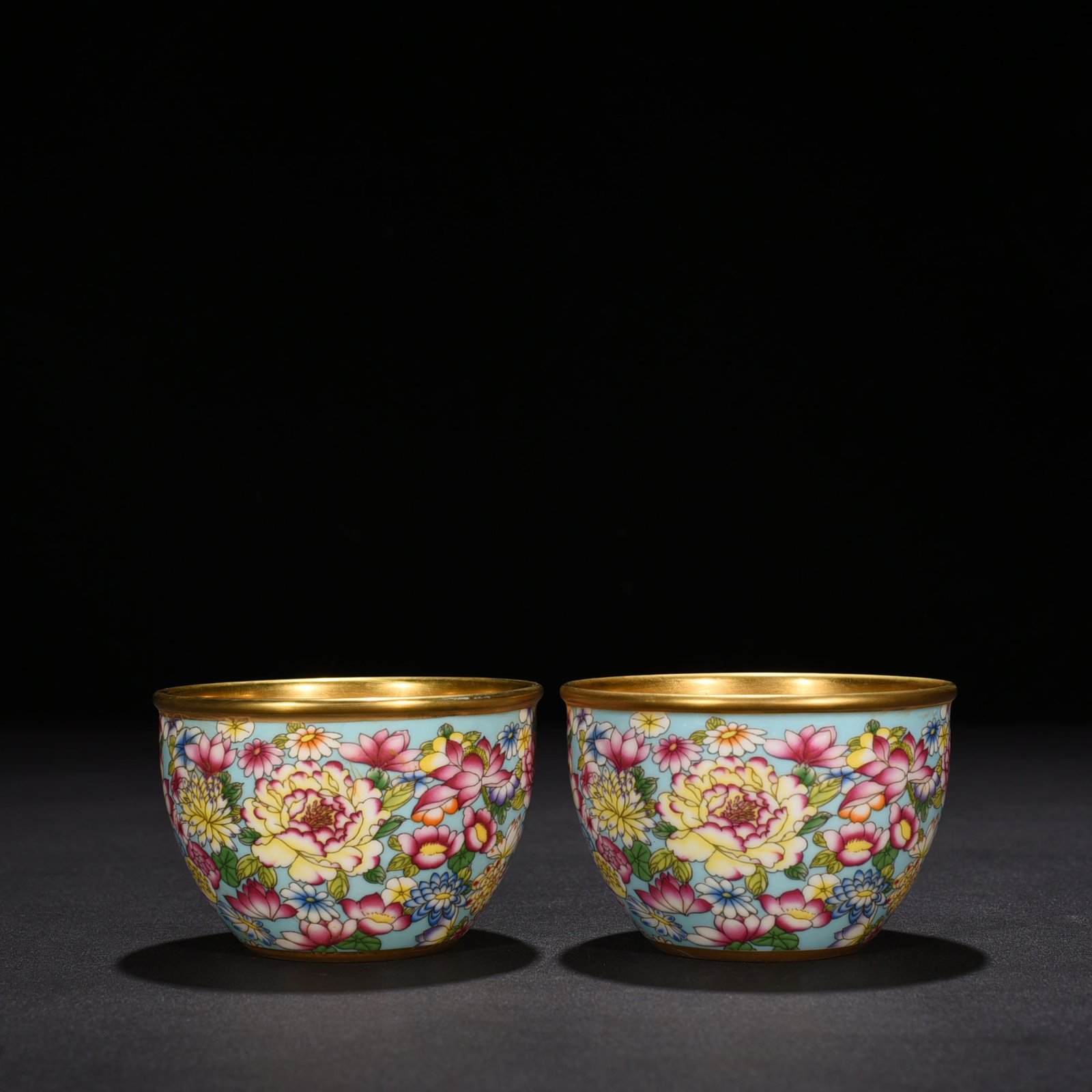 Qing Dynasty Qianlong Green Land Enamel Wanhua Cup
