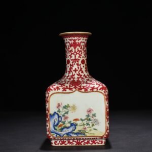 Qing Dynasty Qianlong rouge red window-wrapped square vase