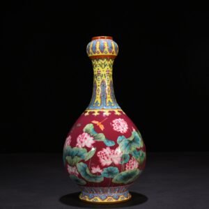 Qing Dynasty Qianlong rouge red ground enamel garlic vase with lotus pattern