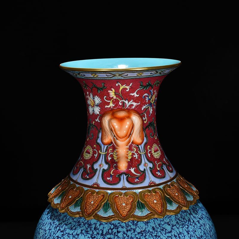 Qing Dynasty Qianlong period of the   a rouge-red ground anthurium flower set Jun-glazed Taiping vase