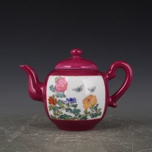 Qing Qianlong rouge red consecrated flower and bird pot  antique antique porcelain
