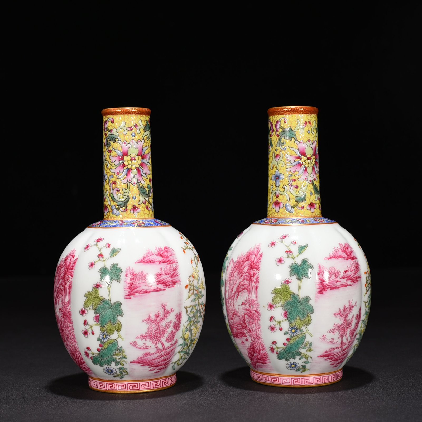 Qing Dynasty Qianlong rouge red enamel flower  bird  landscape  melon and hammer vase