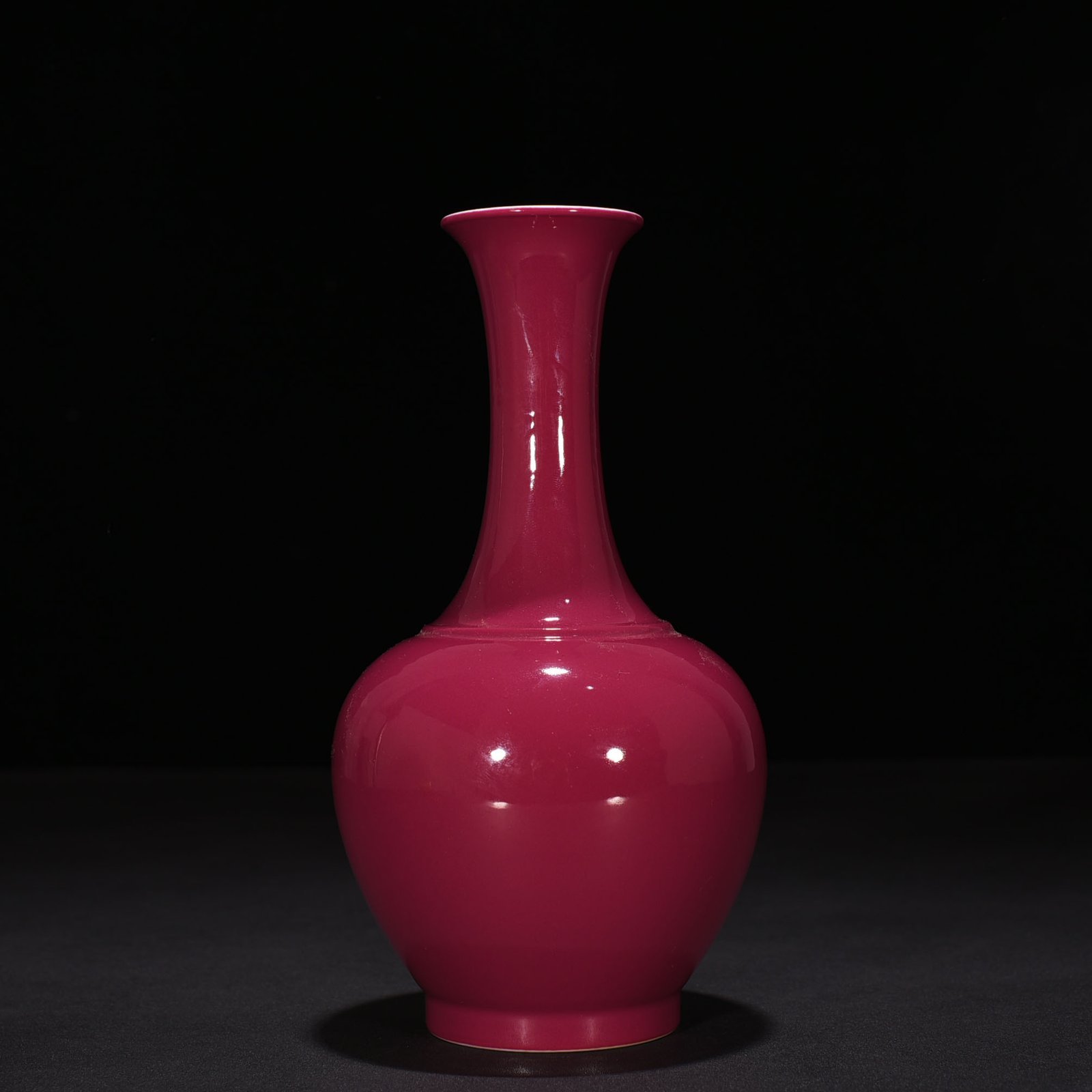 Qing Dynasty Qianlong rouge red glaze vase
