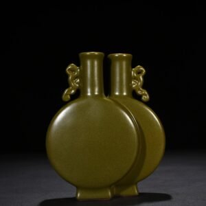 Qing Dynasty Qianlong tea powder-glazed double flat bottle