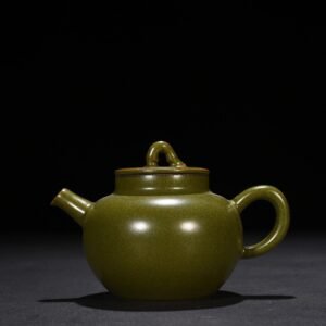 Qing Dynasty Qianlong tea glazed pot