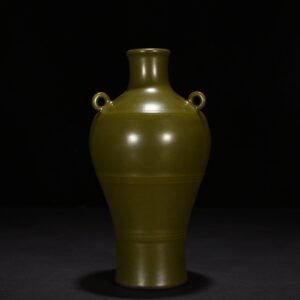 Qing Dynasty Qianlong tea powder glaze three series plum vase