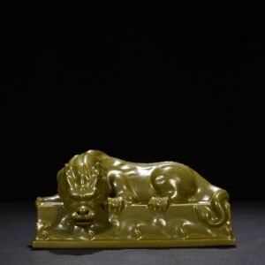 Qing Dynasty Qianlong tea powder glazed unicorn auspicious beast pressure ruler