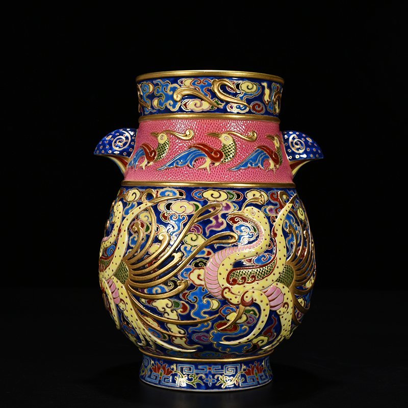 Qing Dynasty Qianlong blue ground enamel color painted gold carved phoenix pattern double-eared statue