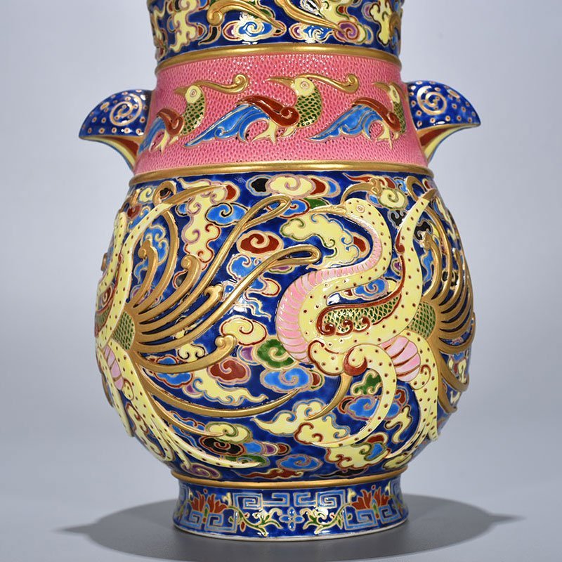 Qing Dynasty Qianlong blue ground enamel color painted gold carved phoenix pattern double-eared statue