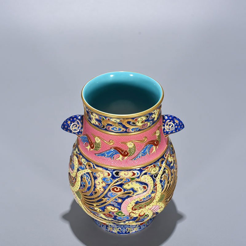 Qing Dynasty Qianlong blue ground enamel color painted gold carved phoenix pattern double-eared statue