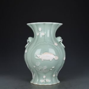 Qing Dynasty Qianlong bean green glaze piled carving fish and algae pattern crabapple vase