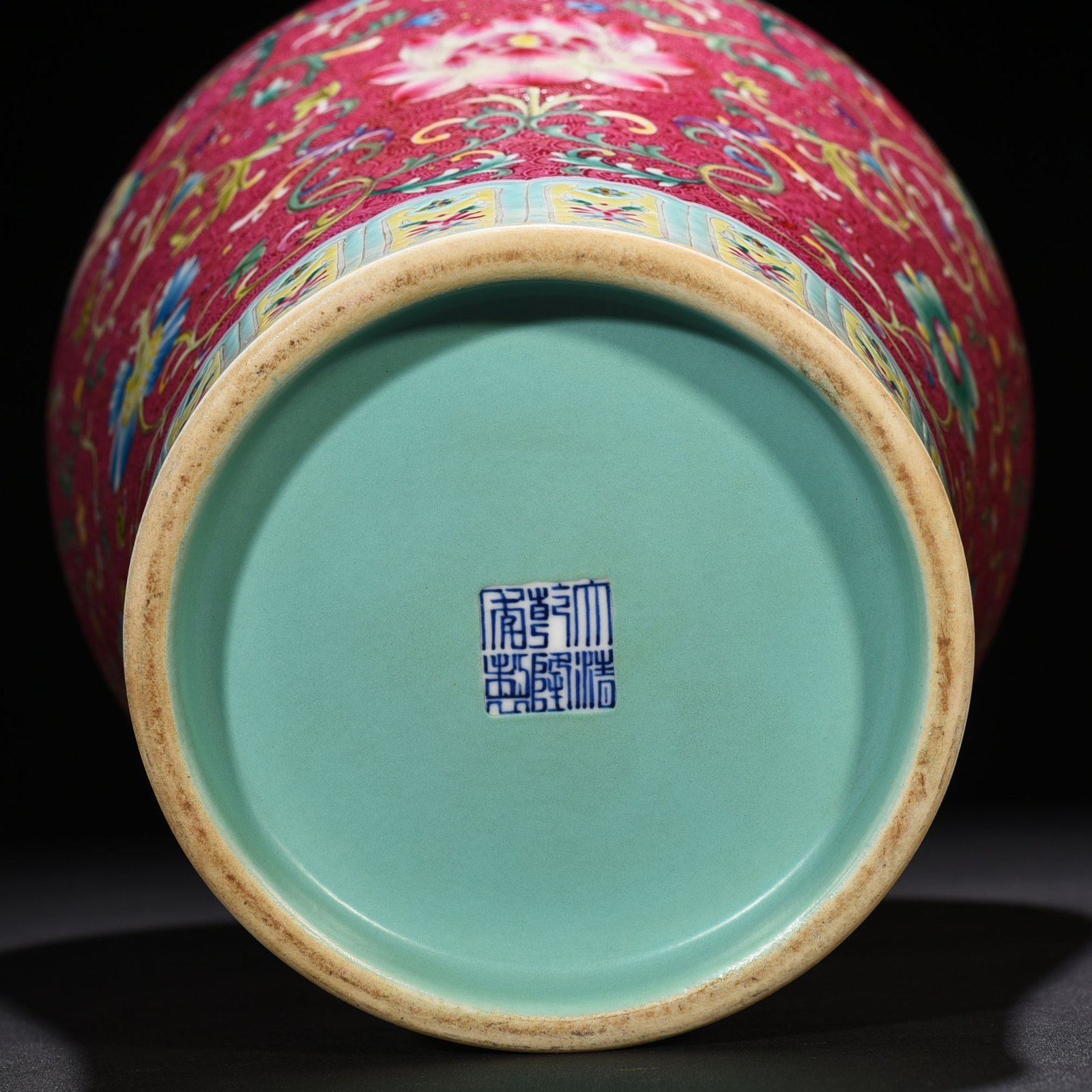 Qing Dynasty Qianlong rolling road carmine red ground pastel flower pattern plum vase