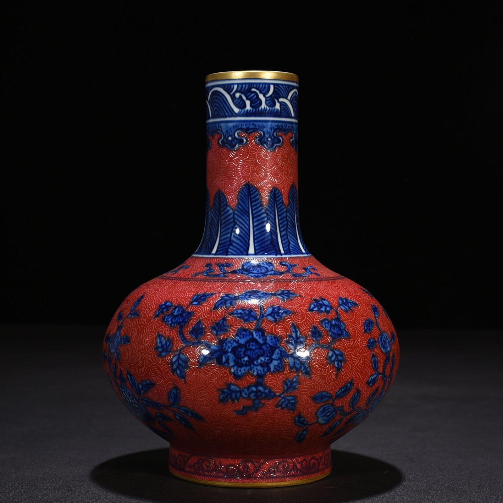 Qing Dynasty Qianlong rolled rouge ground blue and white straight-neck vase