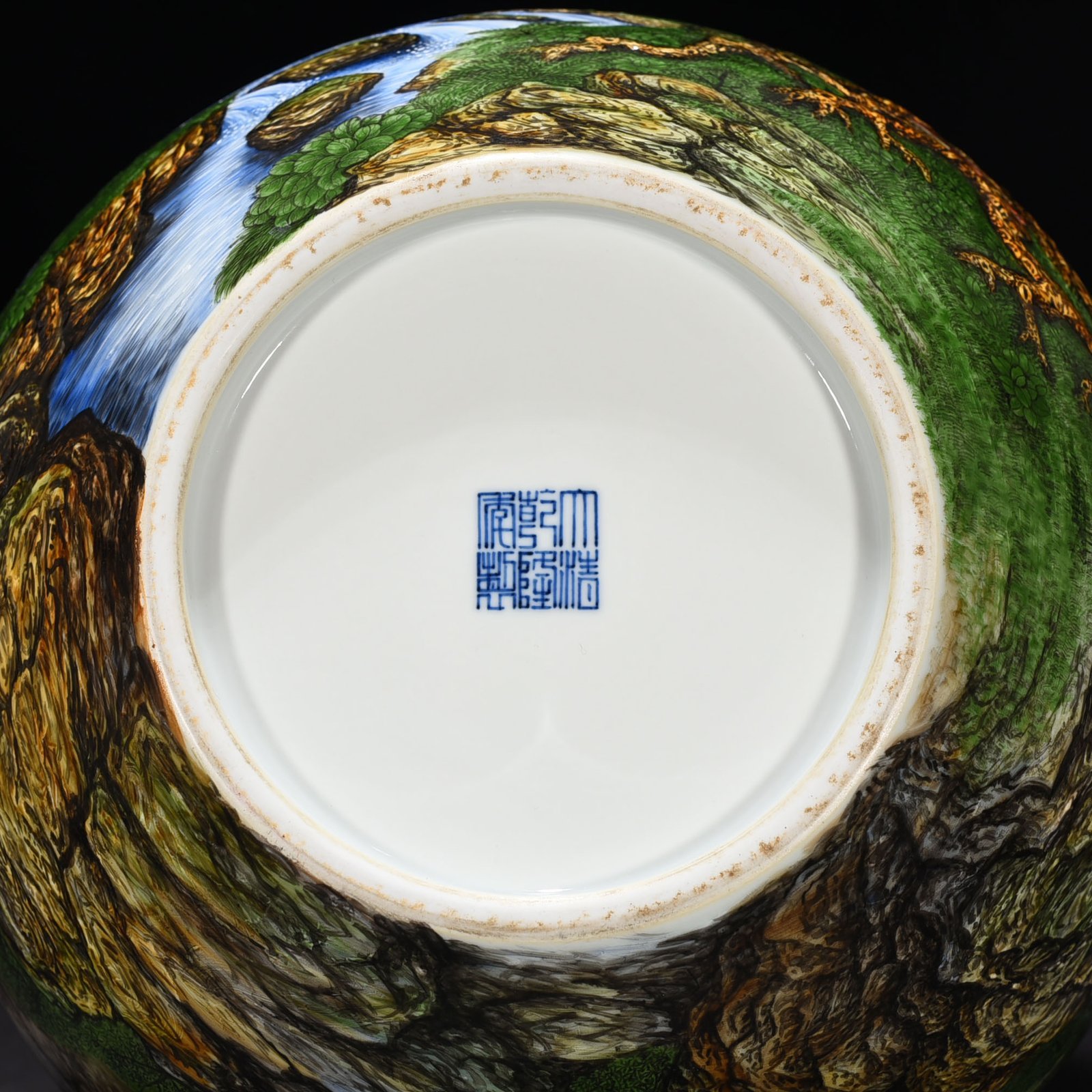 Qing Dynasty Qianlong Lang Shining’s enamel Celestial Ball Vase