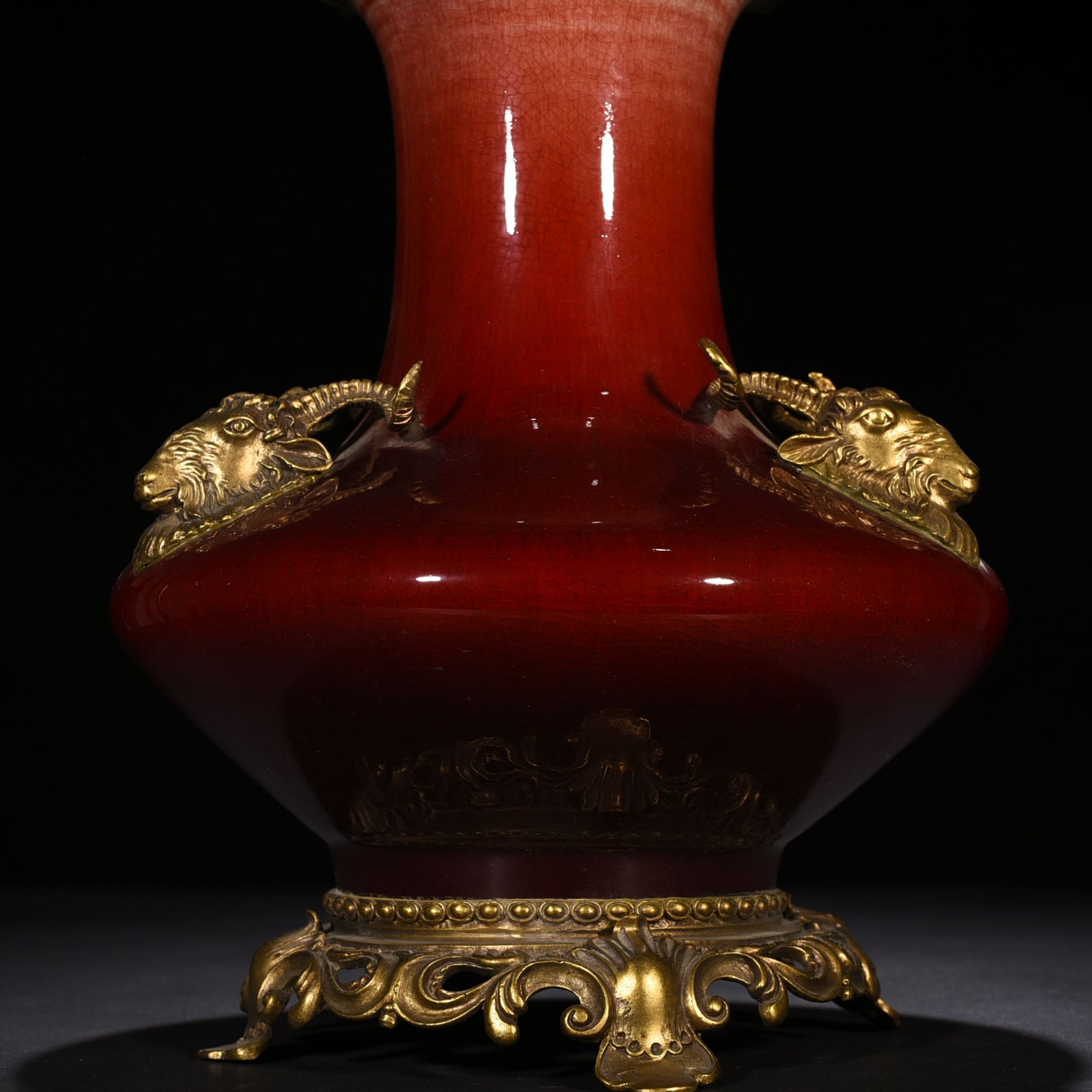 Qing Dynasty Qianlong Lang Kiln red glaze inlaid gilt Sanyang Kaitai flat belly vase