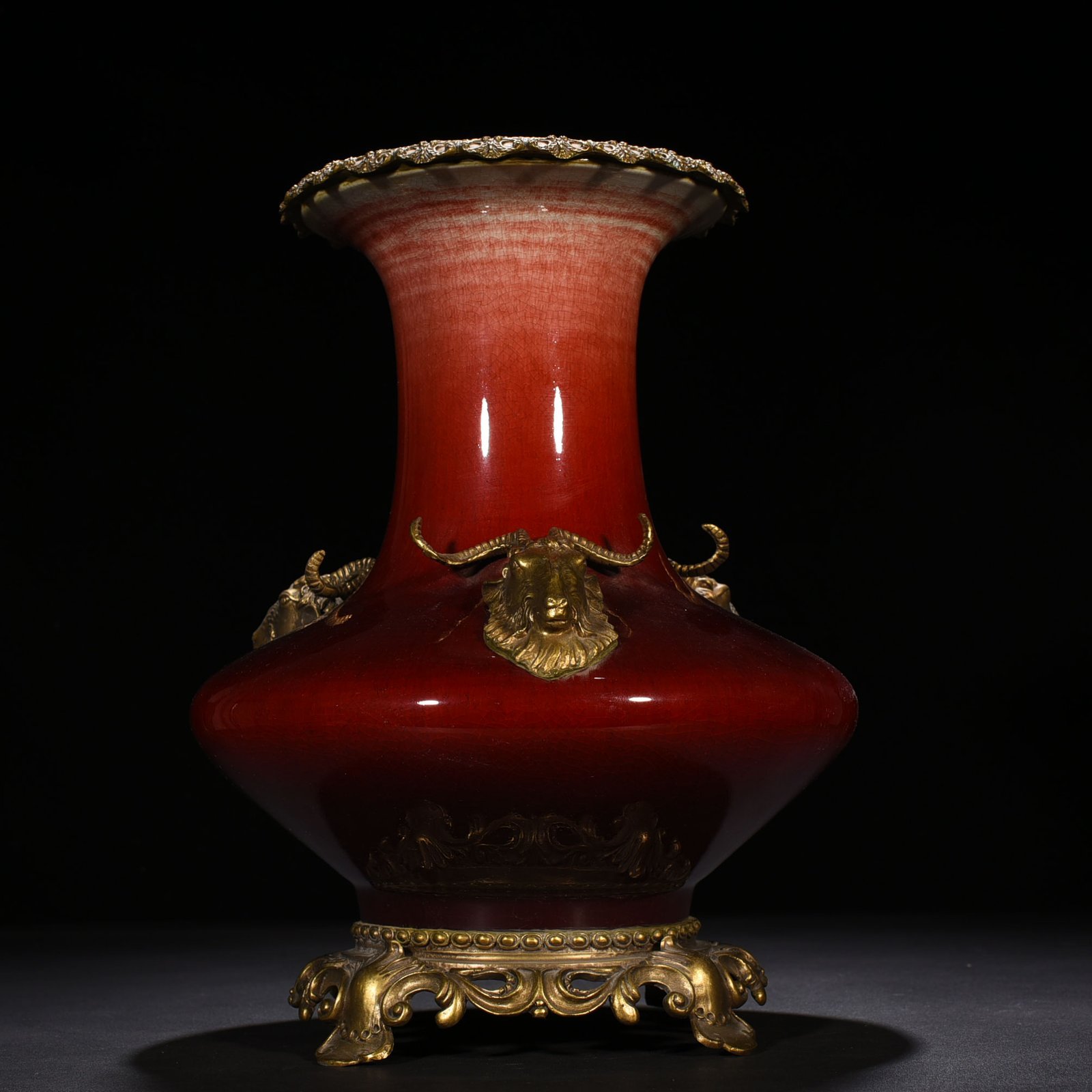 Qing Dynasty Qianlong Lang Kiln red glaze inlaid gilt Sanyang Kaitai flat belly vase