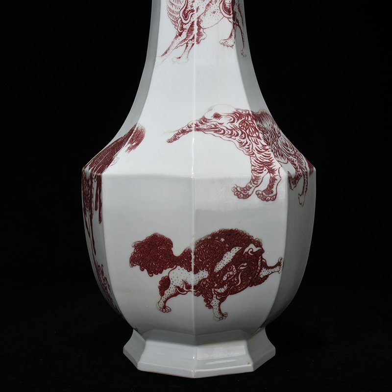 Qing Dynasty Qianlong glazed red octagonal vase
