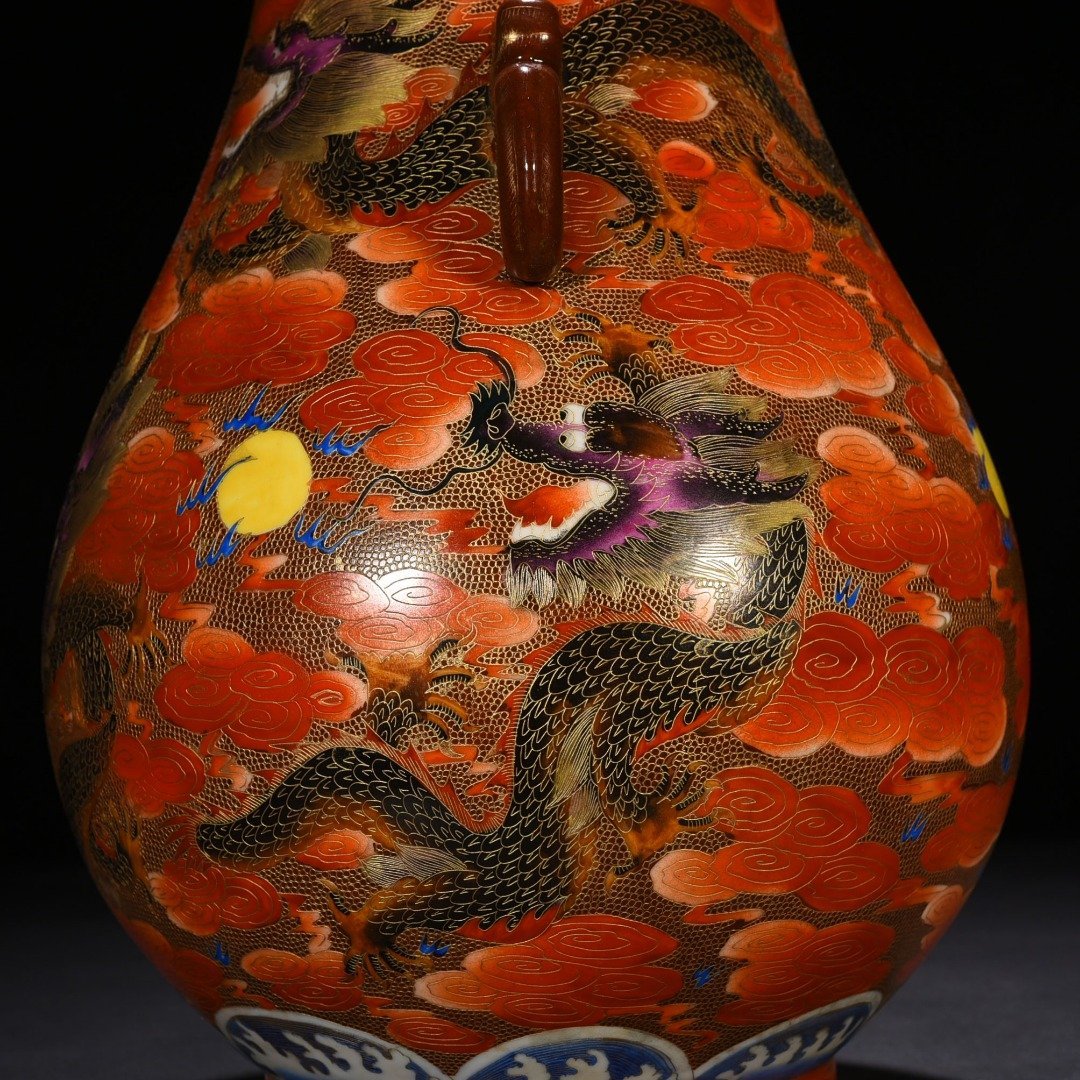 Qing Dynasty Qianlong gold silk enamel double-eared statue
