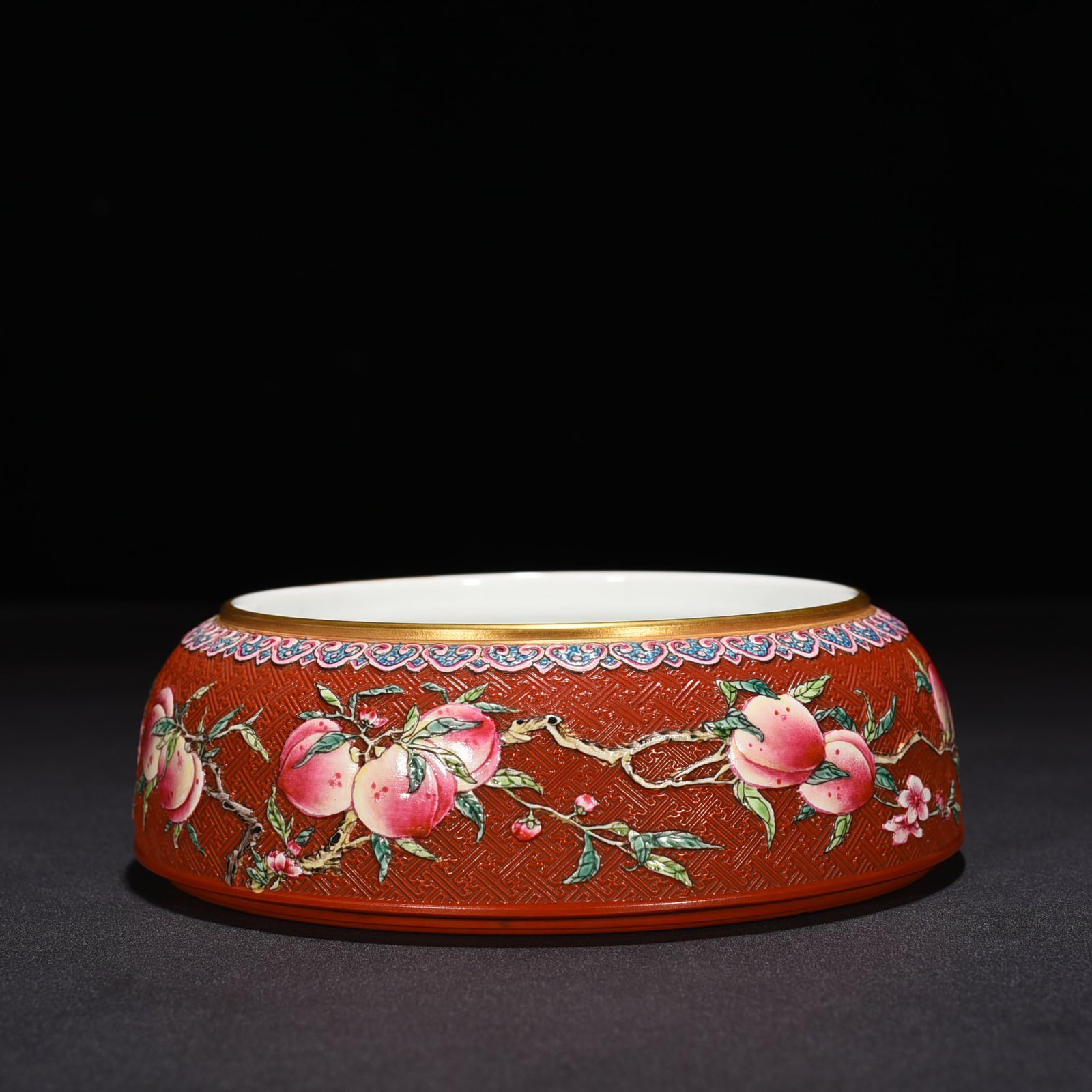 Qing Dynasty Qianlong carved pastel nine peach blessing and longevity pattern brush wash