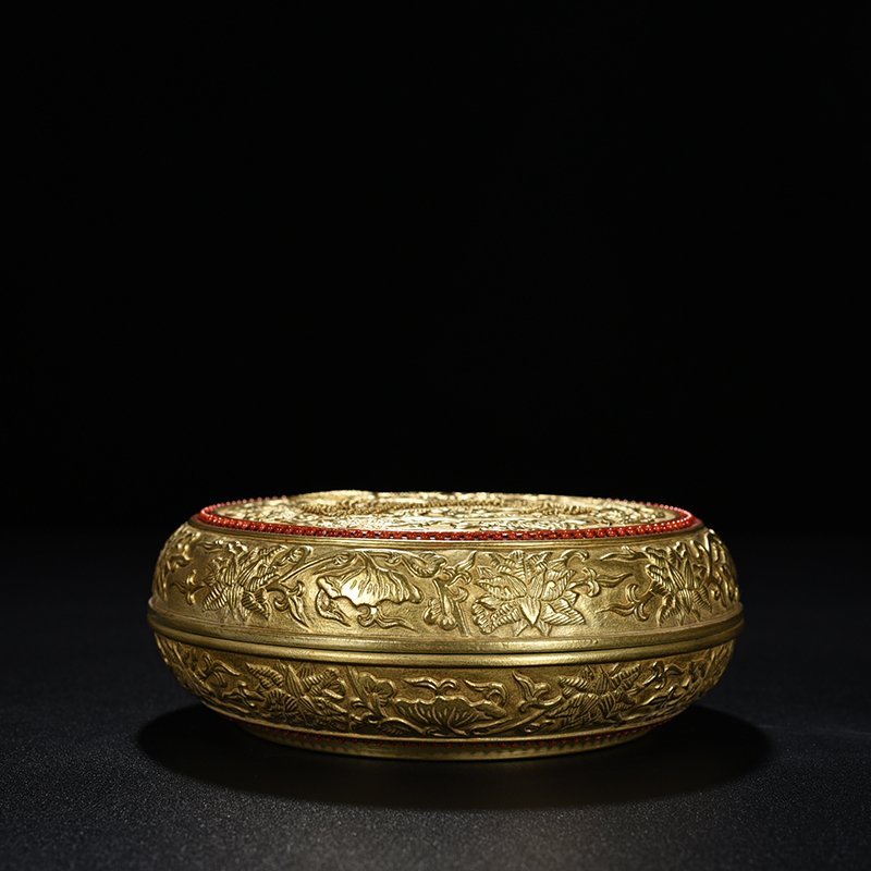 Qing Dynasty Qianlong engraved gilt unicorn and eight treasures seal powder box