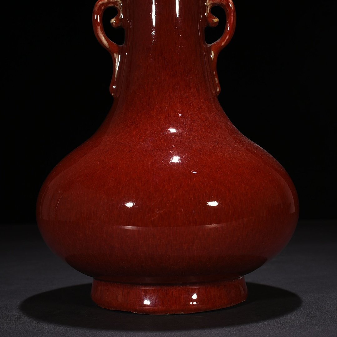 Qing Dynasty Qianlong Ji red glaze amphora