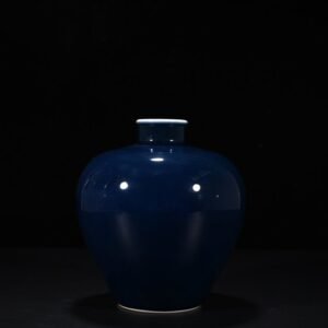Qing Dynasty Qianlong Ji Blue Glaze Apple Zun
