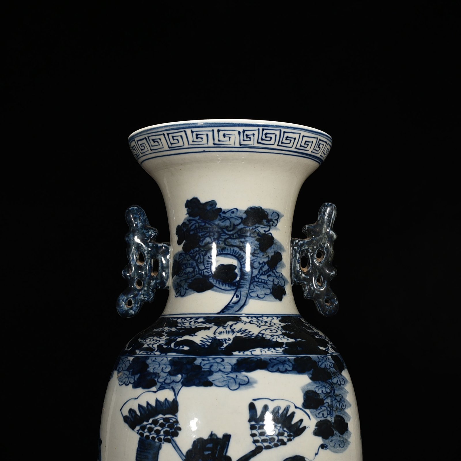 Qing Dynasty Qianlong blue and white three-star amphora