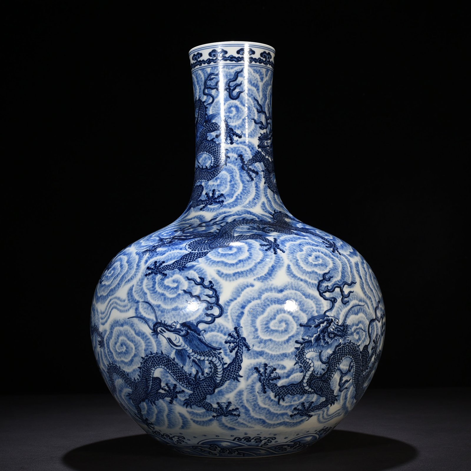 Qing Dynasty Qianlong blue and white nine-dragon pattern celestial vase