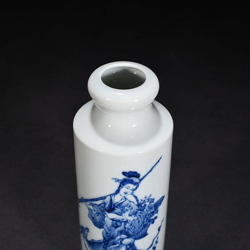 Qing Dynasty Qianlong blue and white lady vase