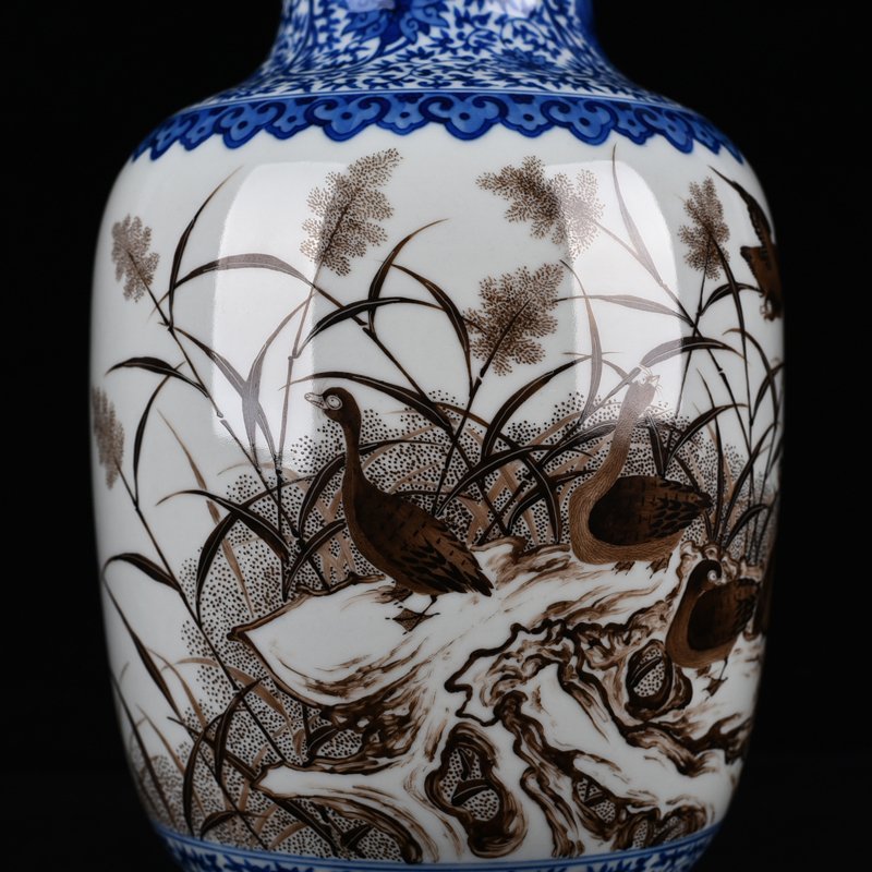 Qing Dynasty Qianlong blue and white ink color reed and swallow pattern lantern vase